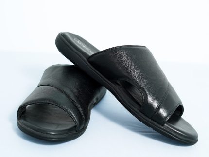 Black Sandels - 01
