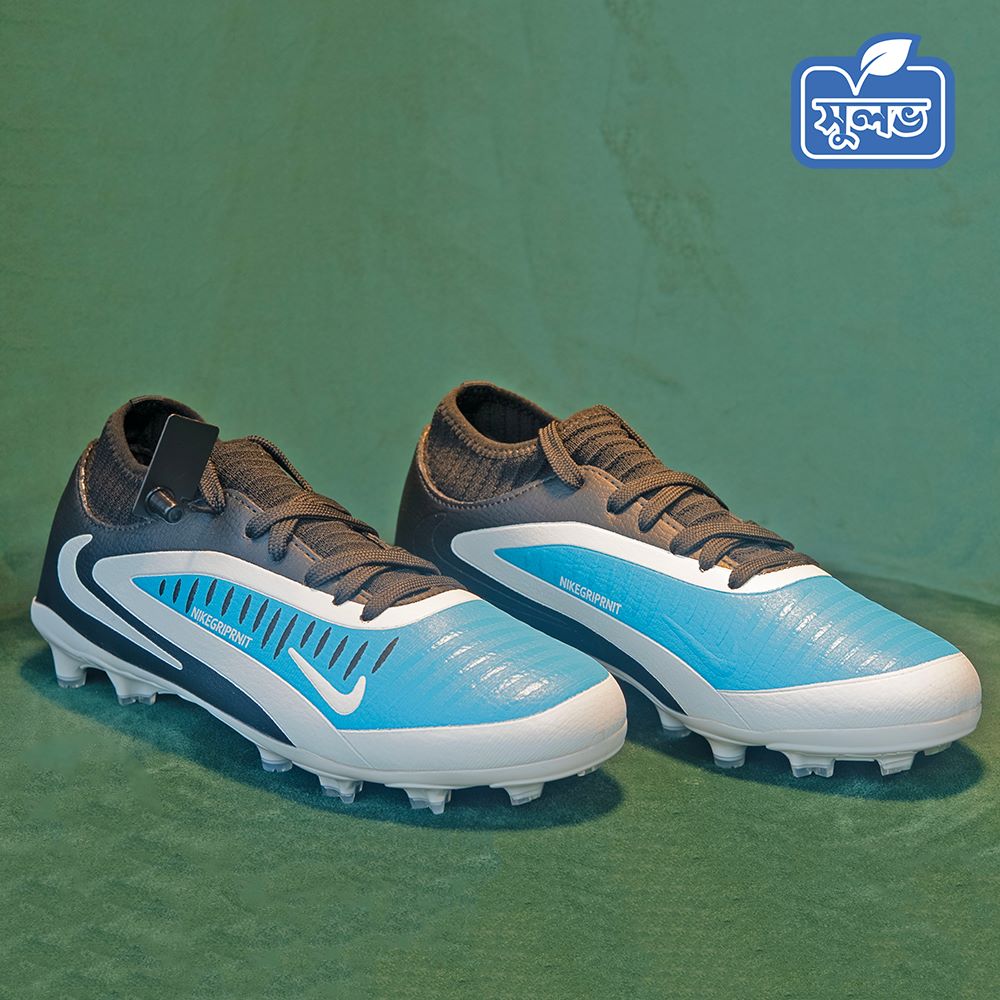 _DSC4961 copy Soccer Boot Black & Blue - Image 1
